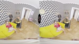 Mona Blue - Hot Sister Check