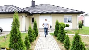 Sexy filthy stranger performs a kick-ass BJ