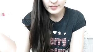 Amateur petite teen homemade masturbation solo on cam