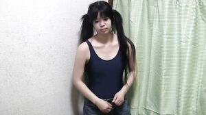 Cohi - 019chair Girl