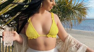 Busty Indian Babe in Rasabali S03 Uncut