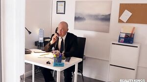 Jenna Foxx - Promoting Good Behavior