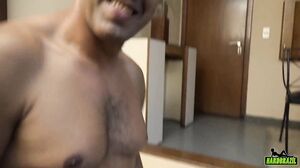 Yasmin Fontes faz sua primeira dupla penetração