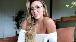 Hot British Chick Playing and Came