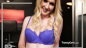 Tranny stuffed hole with giant dildo