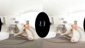 Anna Claire Clouds - That Party Last Night Was Epic!