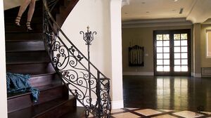 Kortney Kane - Beautiful maid