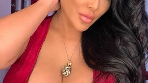 Blonde Sexbomb Febby Satisfies a Massive BBC !!!!!!!!!