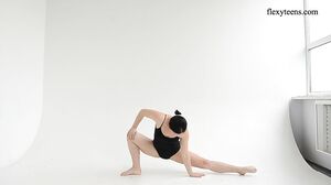 FlexyTeens - Dasha Lopuhova 3