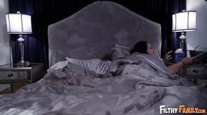 Riley Star - FilthyFamily