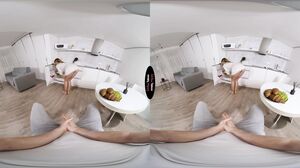 Leidy De Leon - Creampie Is Mom’s Famous Pie