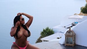 Petite Babe Marley Gets Her Butthole Stretched