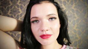 DomingoView - Serena Lewis 4