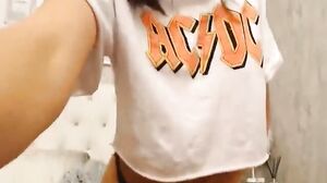 Brunette Babe Webcam Star Postures