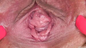 Pretty Blonde Pussy Spread