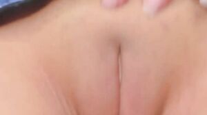 Teen Shaved Pussy Nice