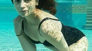 IndianWebSeries - Sexy Girl Home Alone E1