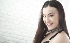 Tabitha Poison - Stuff me deep with your cock