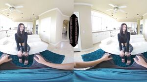 Brook Lyn – In Need of Cock