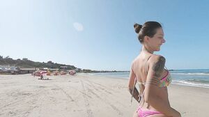 Vagabunda Transando Gostoso Na Praia - Ana Rothbard