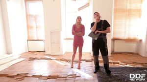 Angelika Grays bounces her booty while fucking cowgirl until a gooey facial in HD