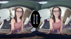 Keira Flow - Better With Her in 4K