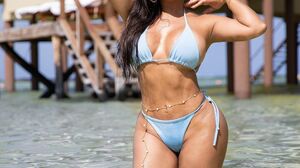 Shalina Devine - Glam Woman