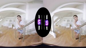 Penelope Cum - Tattoed Punk Girl Seduced A Horny Guy In VR