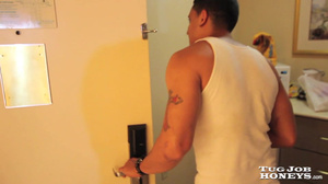 TugJobHoneys 001 Allison