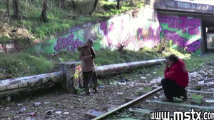 Amateurs Un vieux vicelard profite de sa niece