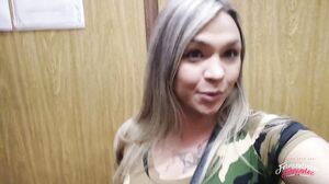 Fernandinha Fernandez a. de amigo d., depois de chegar