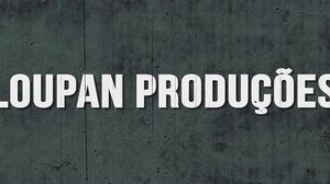 Ninfeta magrinha dando a buceta e o cu na varanda - Lou