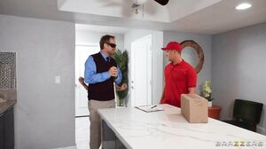 Big Tits Shower Trick With Deliveryman