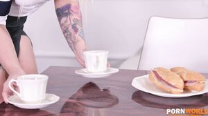 Kyra Hot Gets Chained Up amp Pussy Pummeled