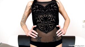 GapeMyPussy - Silvia Dellai