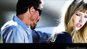 SweetSinner - Paparazzi Part 1 No Troubles Now Scene 1