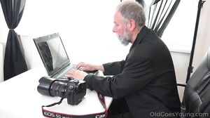 OldGoesYoung - FoxyFox