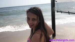 PeterGirls - Gia Derza Beach 1