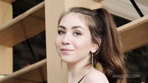 Beauty teen Vivian Grace and her first piss drink double penetration NRX088