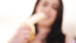 Leanne Crow - Scorching Pink 5D 2