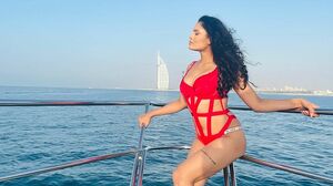 Celia - The Perversions Of A 38 Year Old Milf