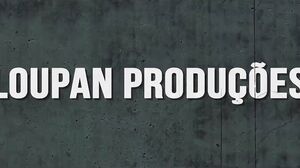 Horny brunette giving pussy and ass - Kelly Medeiros