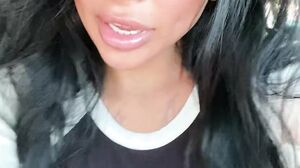 Hot MILF Doing Her Things 3