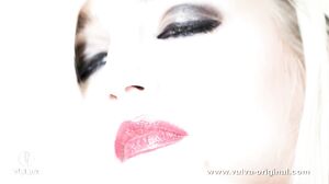 Vulva Original - Teen Masturbates And Sells Pussy Juice