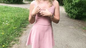 AryaHoles - Public CREAMPIE ⁄⁄ ANAL Fuck and BJ in Park