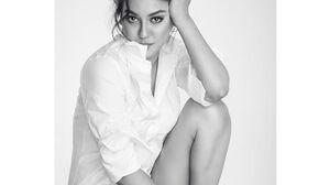 Anna de Ville and Barbie Sins - Happy Birthday 2, Vs 13 boys, DAP, Gapes, ButtRose a Fucking Cake and Swallow GIO1832