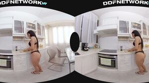 Inna Innaki - Trained to Thrill in 4K