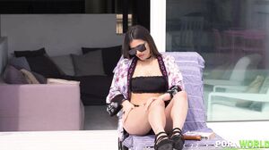 Sultry Spanish Slut Gets Doubleteamed in Her Pussy