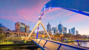 Lena Reif - Grateful In Paris