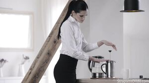 StraplessDildo - Coffee Tea Or Mias Pussy Vids Amy Jean